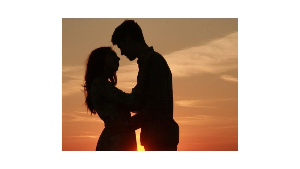 Napsugár: Szeretlek ragozás nélkül című vers illusztrációja a Múzsák Könyvtárában