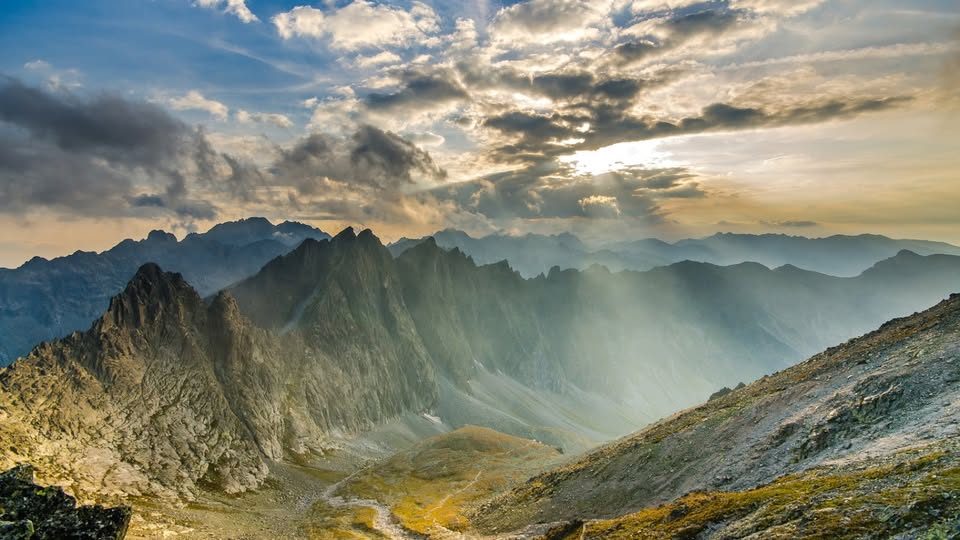 Híres B Ede: Utat tör magának a fény című vers illusztrációja a Múzsák Könyvtárában