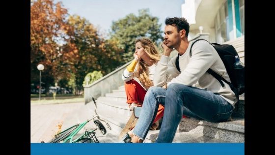 Tasi83: KÜLÖNÖS EGYETEMI NAP című novella illusztrációja a Múzsák Könyvtárában.