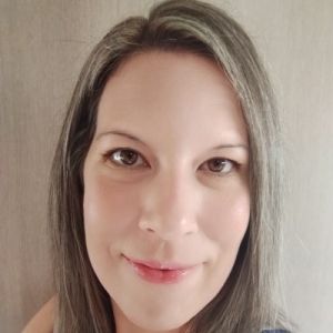 Baginé T. Szilvia szerző profilképe a Múzsák Könyvtárában