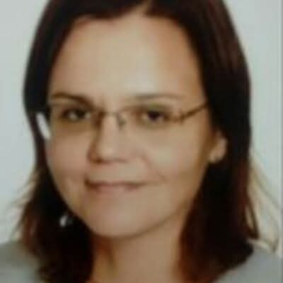 B.É. Krisztina szerző profilképe a Múzsák Könyvtárában